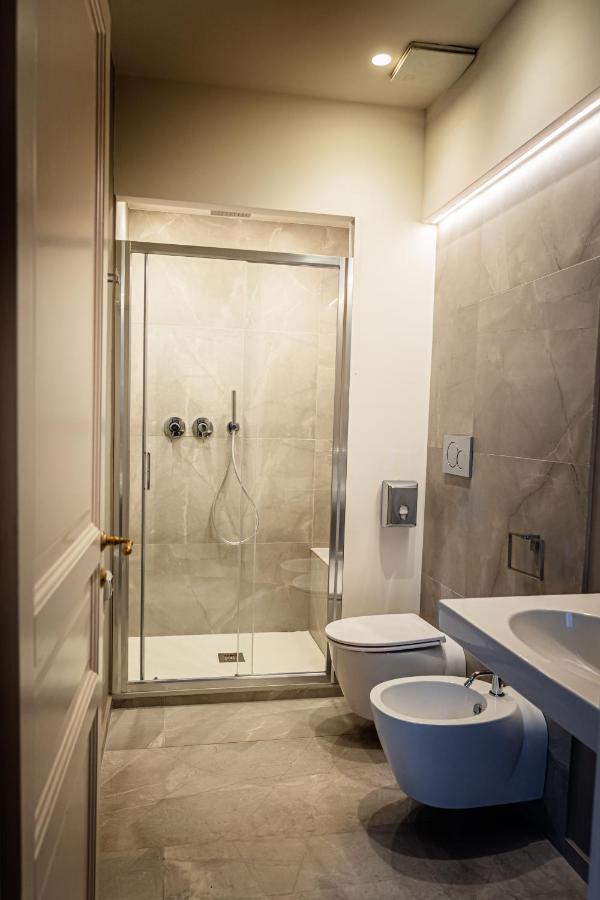 Double Room,1318918300:JPEG